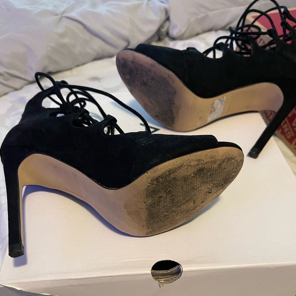 Aldo heels ***NO BOX*** - Picture 2 of 4